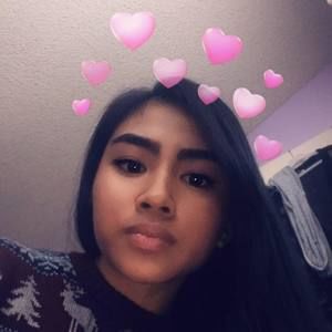 Meet your Posher, Mariane